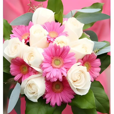 50 Rose and 30 Super Gerbera Daisy Wholesale DIY Flower Kit In a Hand