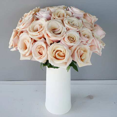 Mother of Pearl Roses Table Centerpiece