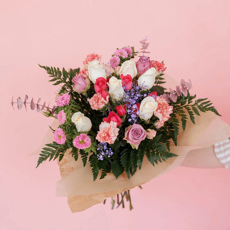 Sweetwater Candy Kiss Flower Bunch in Vase