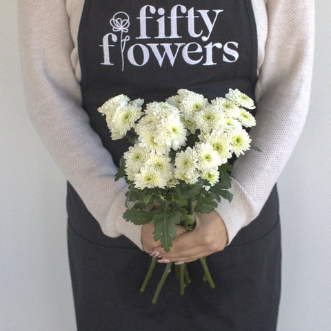 Zip Mini Button Pom White Flower Apron - Image